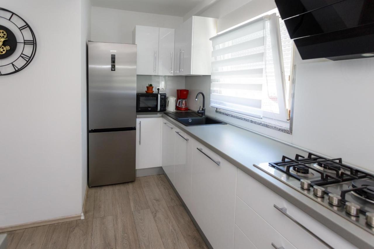 Apartman Laura Krk Town Exteriér fotografie