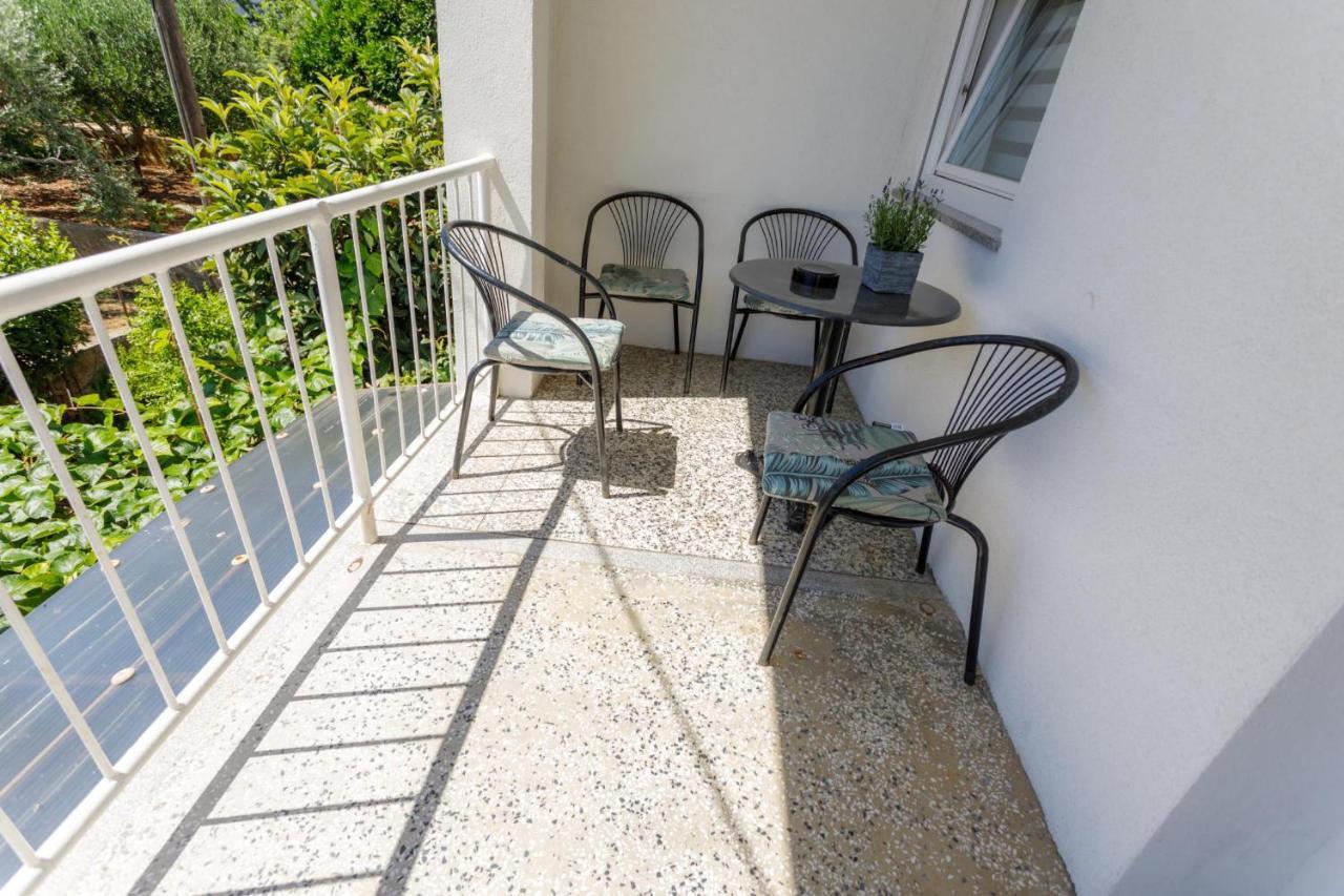 Apartman Laura Krk Town Exteriér fotografie